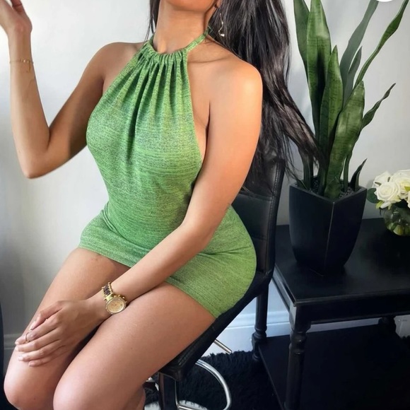 Backless Halterneck Dress - Picture 1 of 4